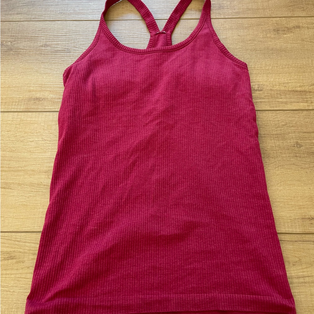 Lululemon tank top